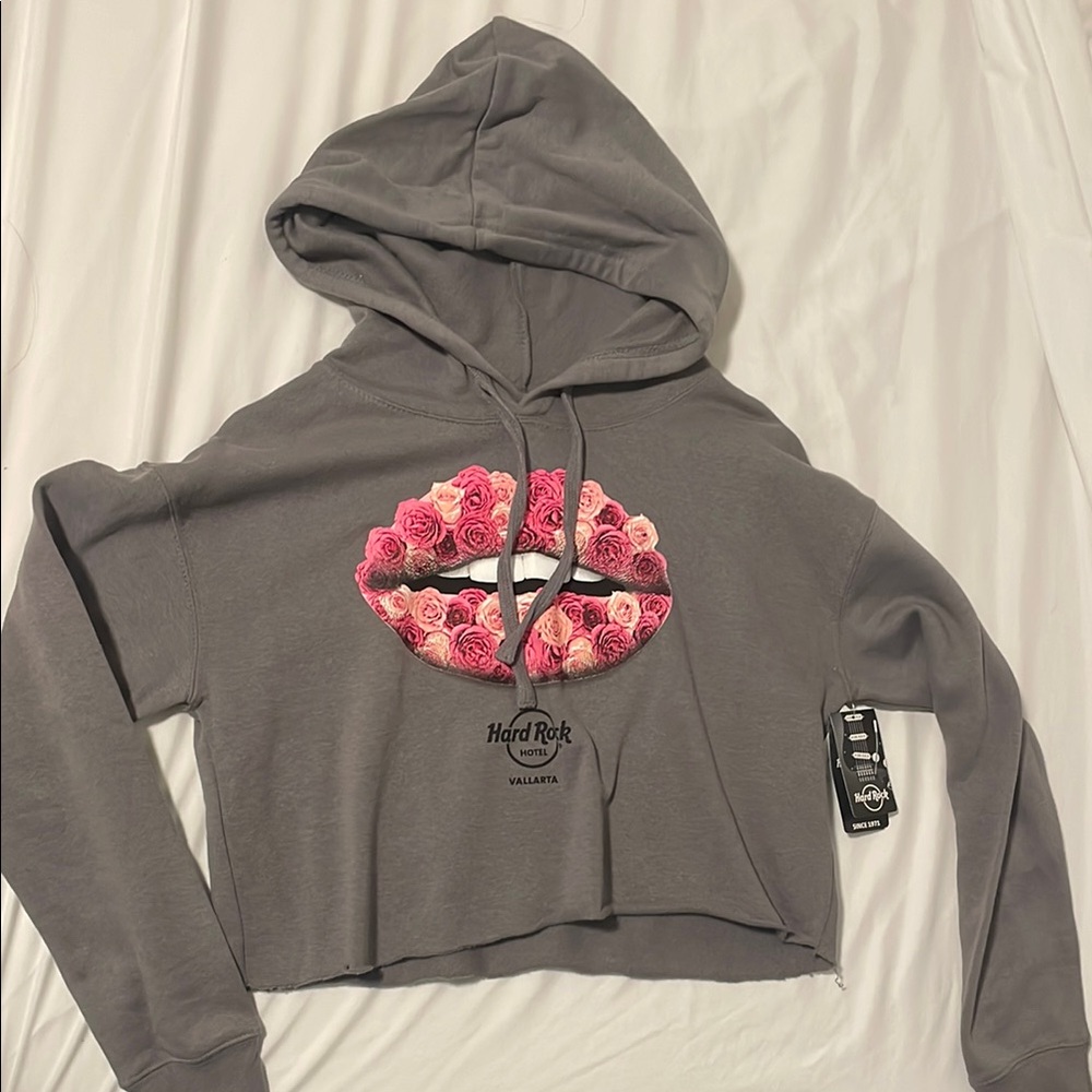 NWT Hard Rock Cafe Gray Cropped Hoodie with Red Graphic